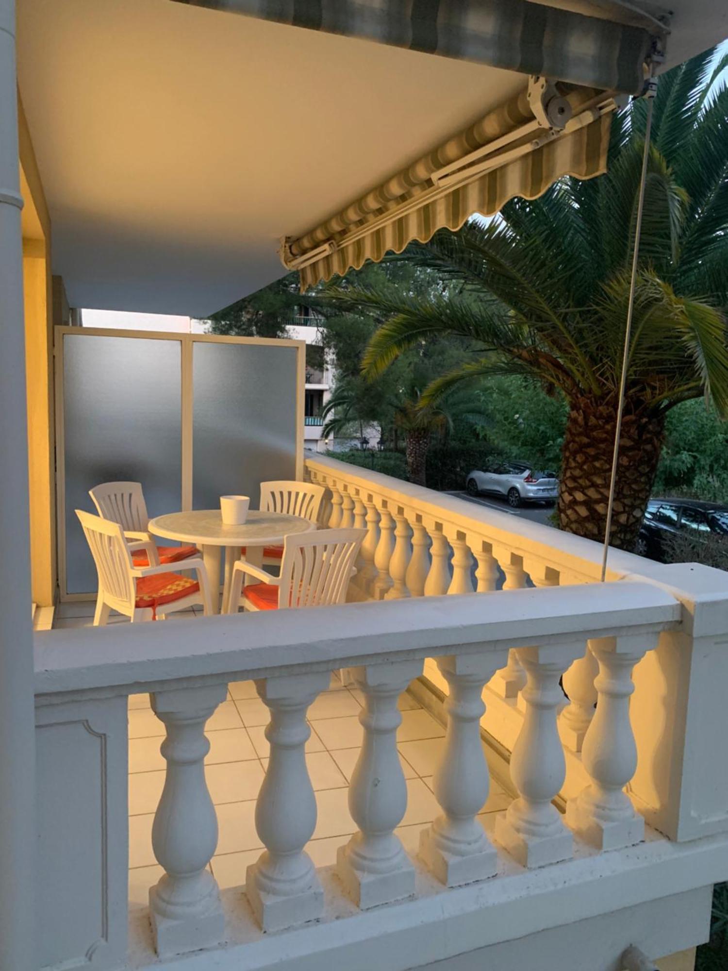Le Tropical Apartment Frejus Exterior photo
